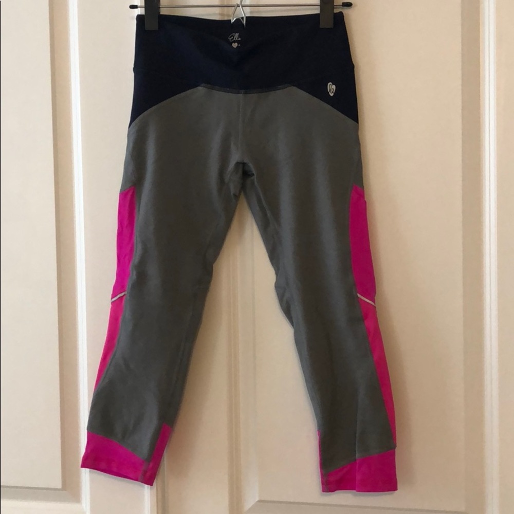 Ellie Workout Pants (Capri)